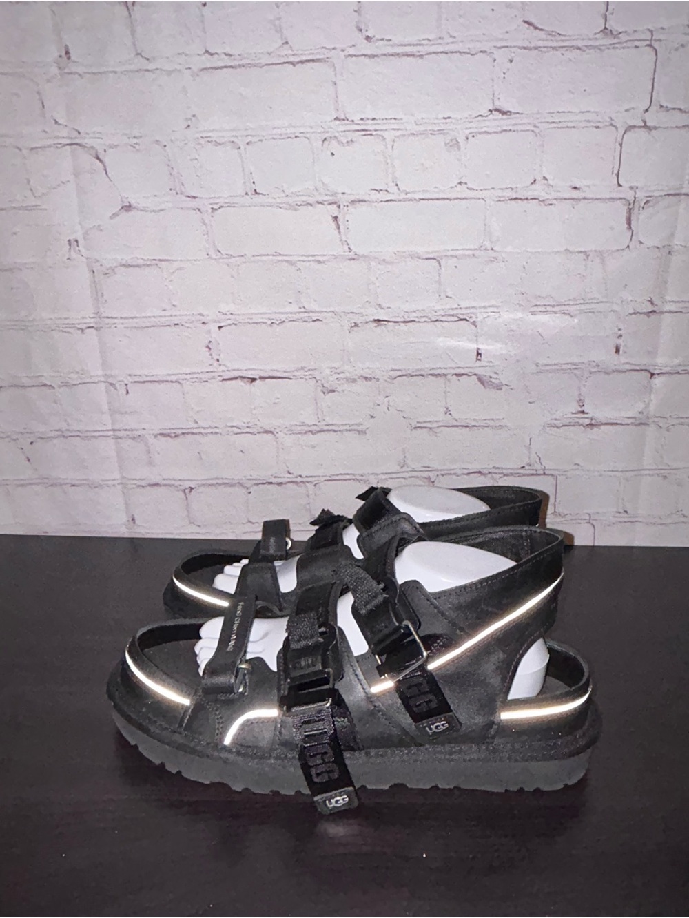 Ugg X Feng Chen Wang Sandal women’s size 10